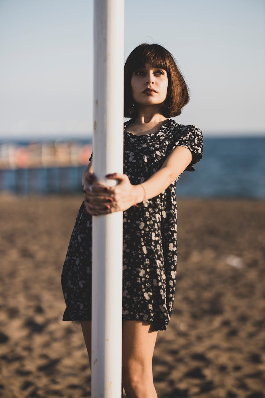 脱脂後、目の下がへこみました。